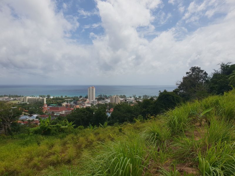 Земельный участок с панорамным видом на пляжи Karon